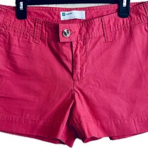 Gap Favorite Khaki Short